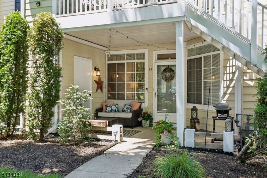 15 Wescott Road 15, Bedminster Twp., NJ 07921