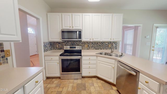 4308 Hawksong Place, Cary, NC 27518