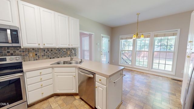 4308 Hawksong Place, Cary, NC 27518