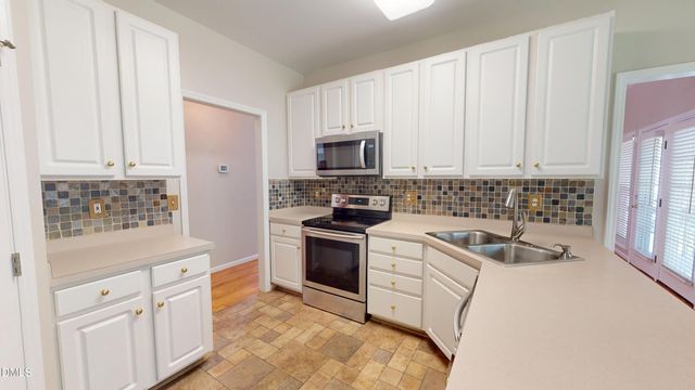 4308 Hawksong Place, Cary, NC 27518