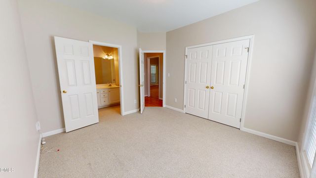 4308 Hawksong Place, Cary, NC 27518