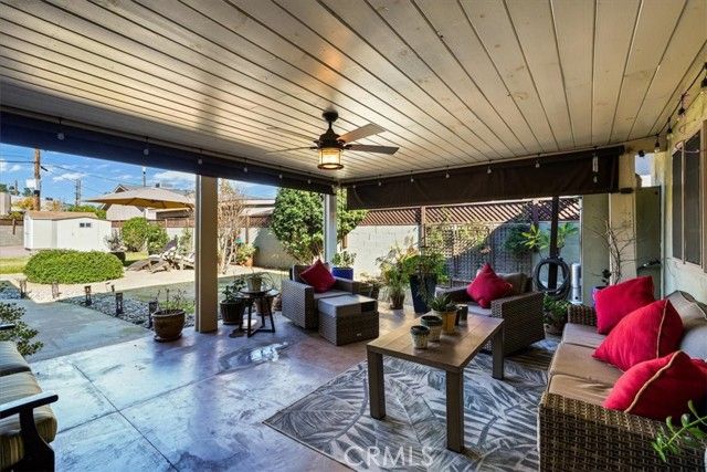 10857 Crockett Street, Sun Valley (los Angeles), CA 91352