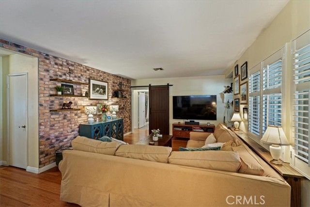 10857 Crockett Street, Sun Valley (los Angeles), CA 91352