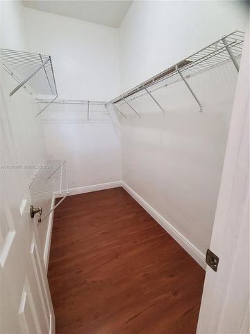 5869 Hampton Hills Blvd, Tamarac, FL 33321