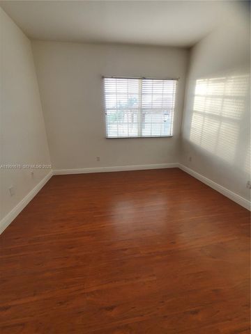 5869 Hampton Hills Blvd, Tamarac, FL 33321