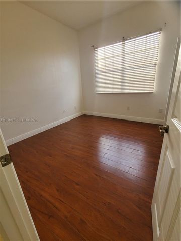 5869 Hampton Hills Blvd, Tamarac, FL 33321