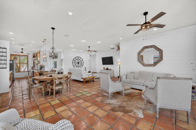 218 HAMPTON Court, Jupiter, FL 33458