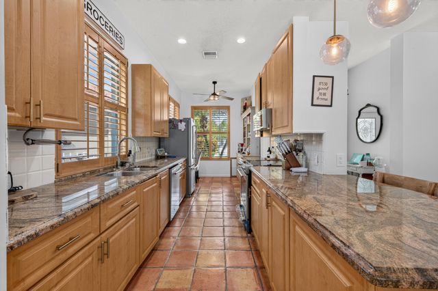 218 HAMPTON Court, Jupiter, FL 33458