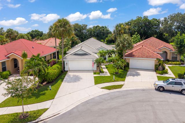 218 HAMPTON Court, Jupiter, FL 33458