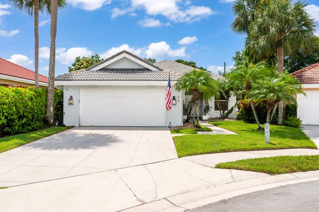 218 HAMPTON Court, Jupiter, FL 33458