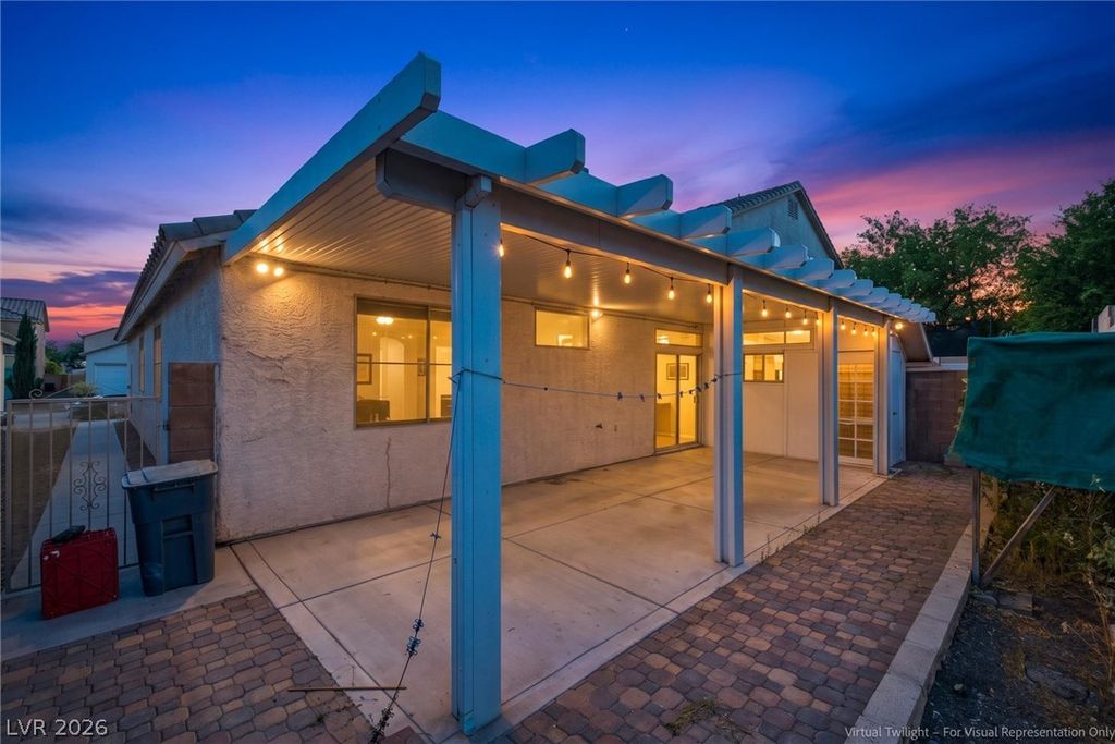 8210 Shallow River Court, Las Vegas, NV 89117 — photo 2