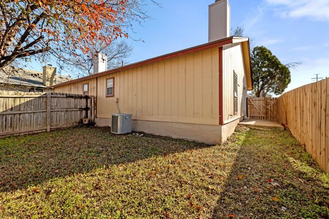 12130 THOMPKINS DR A, Austin, TX 78753