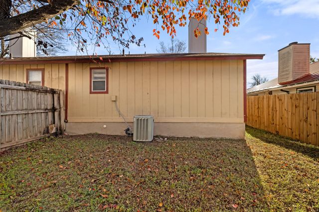 12130 THOMPKINS DR A, Austin, TX 78753