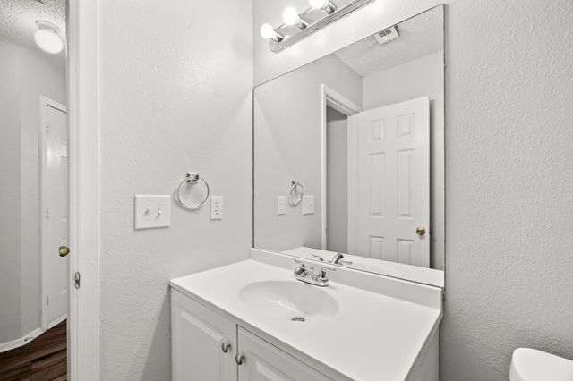 12130 THOMPKINS DR A, Austin, TX 78753