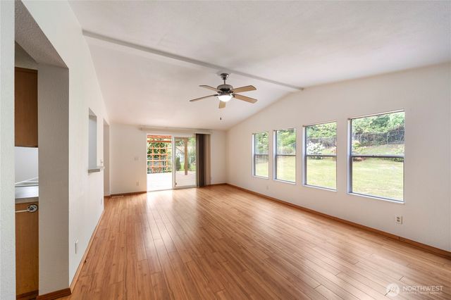824 Cherub Place East, Port Orchard, WA 98366