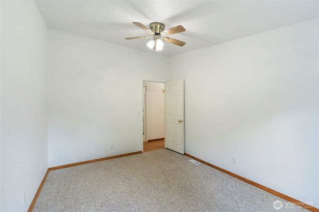 824 Cherub Place East, Port Orchard, WA 98366