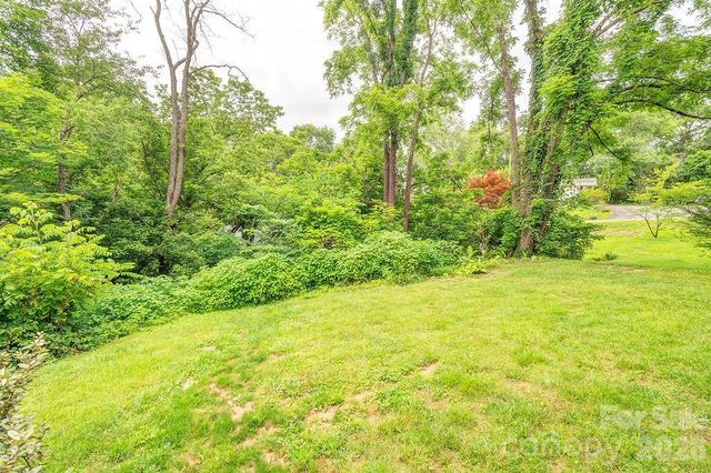 133 Westwood Place, Asheville, NC 28806