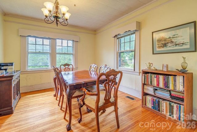 133 Westwood Place, Asheville, NC 28806