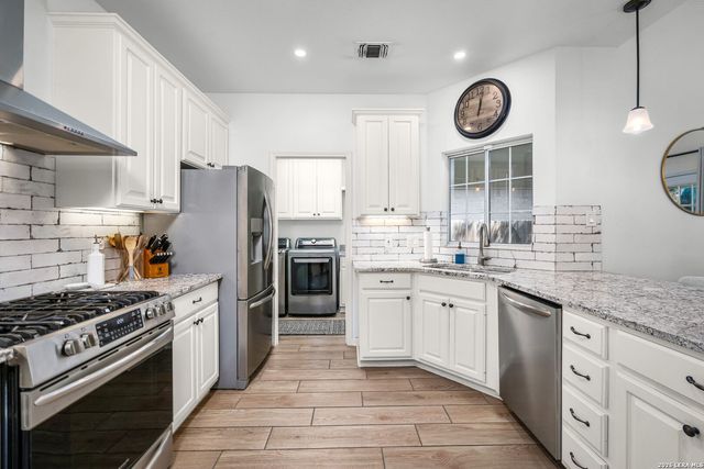 14118 Red Maple Wood, San Antonio, TX 78249