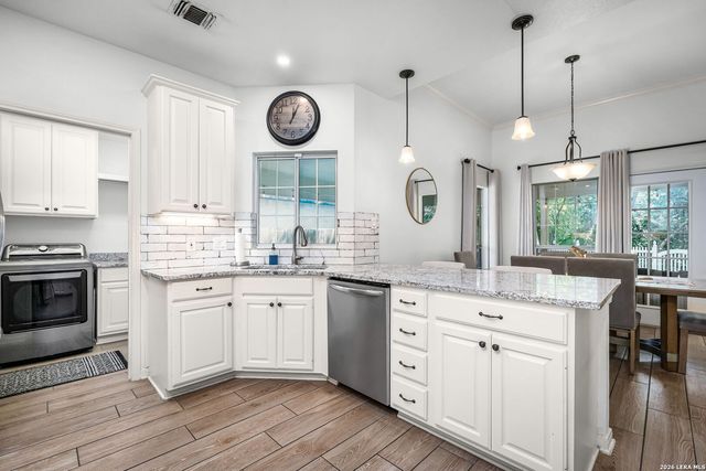 14118 Red Maple Wood, San Antonio, TX 78249