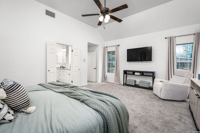 14118 Red Maple Wood, San Antonio, TX 78249