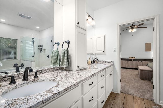 14118 Red Maple Wood, San Antonio, TX 78249