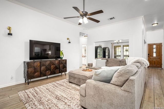 14118 Red Maple Wood, San Antonio, TX 78249