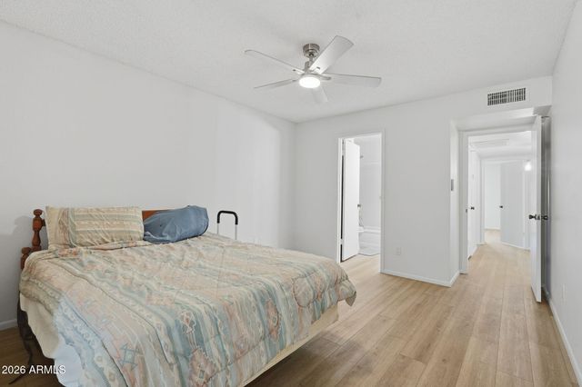 26402 S LAKEMONT Drive, Sun Lakes, AZ 85248