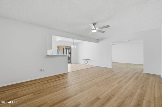 26402 S LAKEMONT Drive, Sun Lakes, AZ 85248