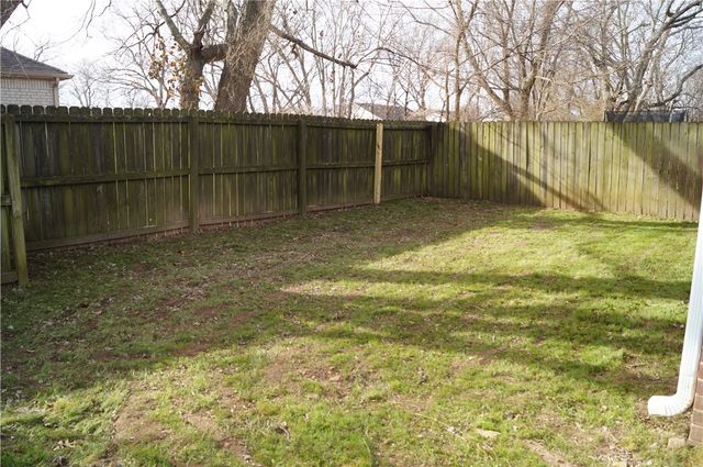 67 W Dakota Trail, Farmington, AR 72730