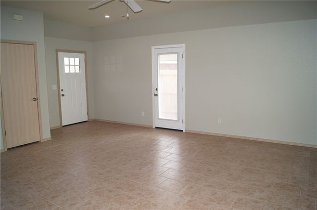 67 W Dakota Trail, Farmington, AR 72730