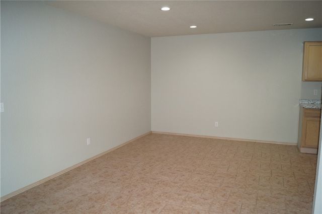 67 W Dakota Trail, Farmington, AR 72730