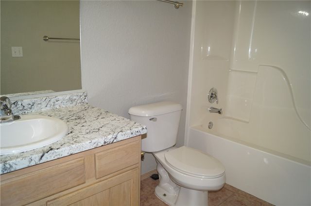 67 W Dakota Trail, Farmington, AR 72730