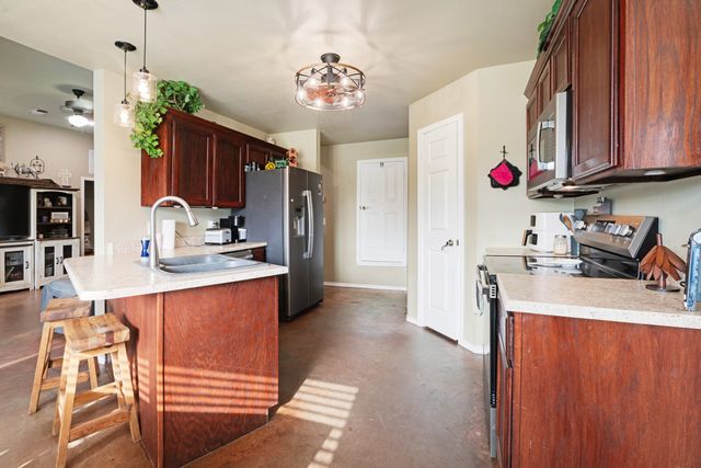 1890 County Road 34520, Sumner, TX 75486