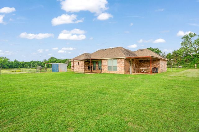 1890 County Road 34520, Sumner, TX 75486