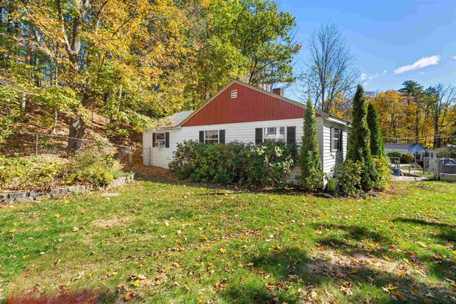 163 Central Street, Farmington, NH 03835