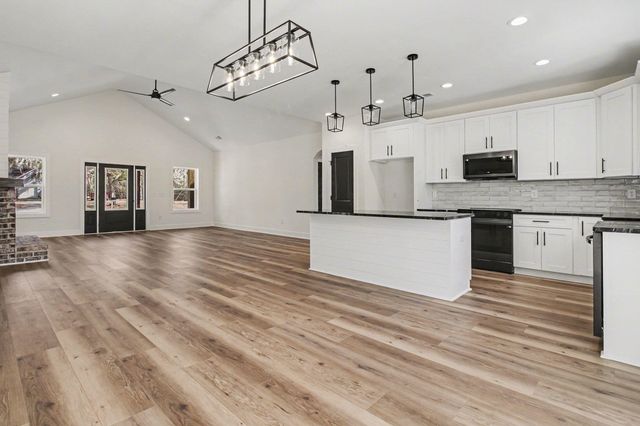 1088 Merritt Rd, Conway, SC 29526