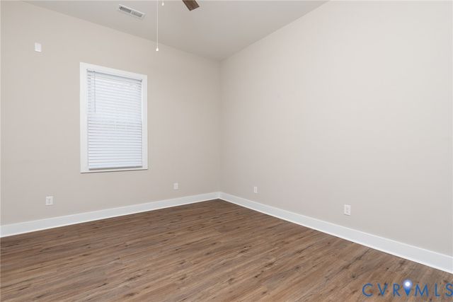 9800 Golf Course Dr, Disputanta, VA 23842