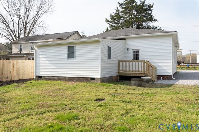 9800 Golf Course Dr, Disputanta, VA 23842