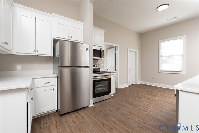 9800 Golf Course Dr, Disputanta, VA 23842