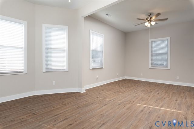 9800 Golf Course Dr, Disputanta, VA 23842