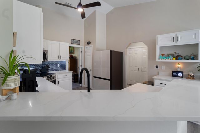 2348 Citrus Drive, Navarre, FL 32566