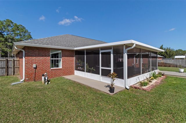 2348 Citrus Drive, Navarre, FL 32566