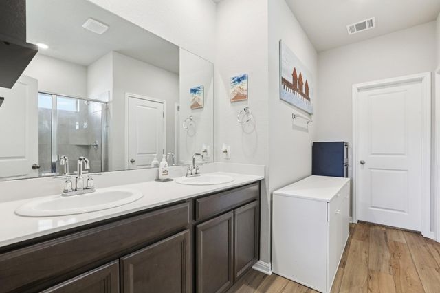 415 Osier PASS, Hutto, TX 78634