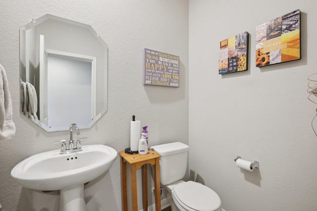 415 Osier PASS, Hutto, TX 78634