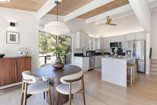 6824 Paso Robles Dr., Oakland, CA 94611