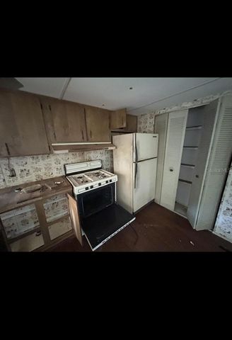 39249 LIZABETH CIRCLE, Zephyrhills, FL 33542