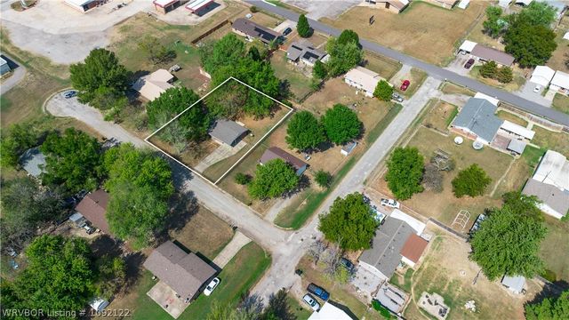 102 Cesar Street, Pocola, OK 74902