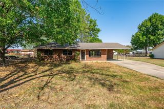 102 Cesar Street, Pocola, OK 74902