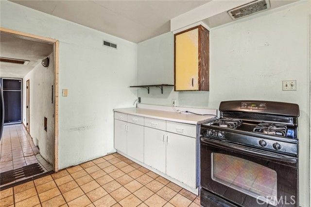 820 Law Street, San Diego, CA 92109